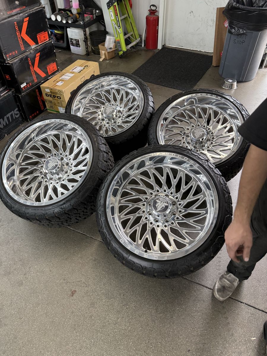 LIKE NEW 24x12 hardcore forged “RFK” wheels/ 305/35/24 amp a/t tires