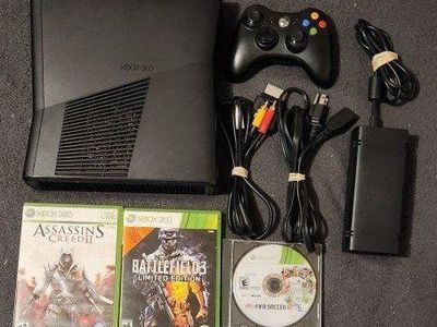 Xbox 360 Slim 4gb With 3 Games