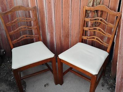 Vintage Set 2 Chippendale Style Ladder Back Chairs