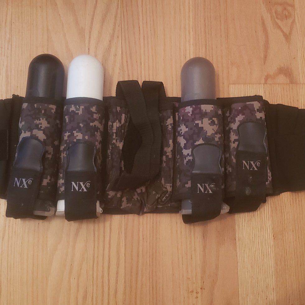 paintball belt with pods
