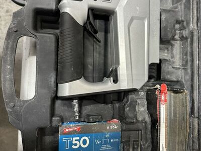 Porter-Cable Pneumatic 18-Gauge 3/8 in Stapler