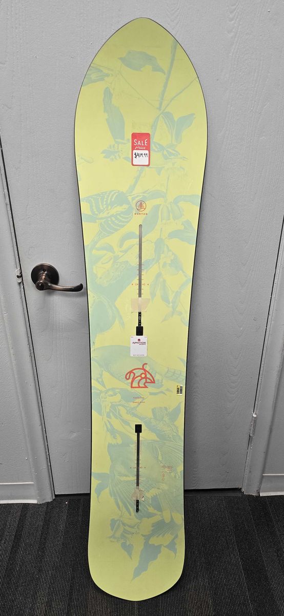 Burton Family Tree: Sketch Artist 155cm Snowboard - Lightly Used (2026)