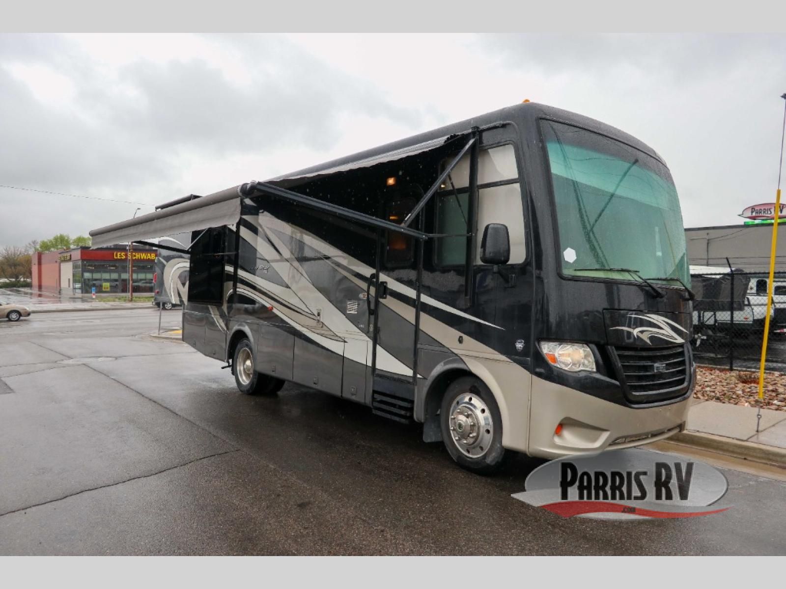 Used 2015 Newmar Bay Star 2903