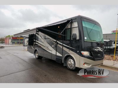Used 2015 Newmar Bay Star 2903