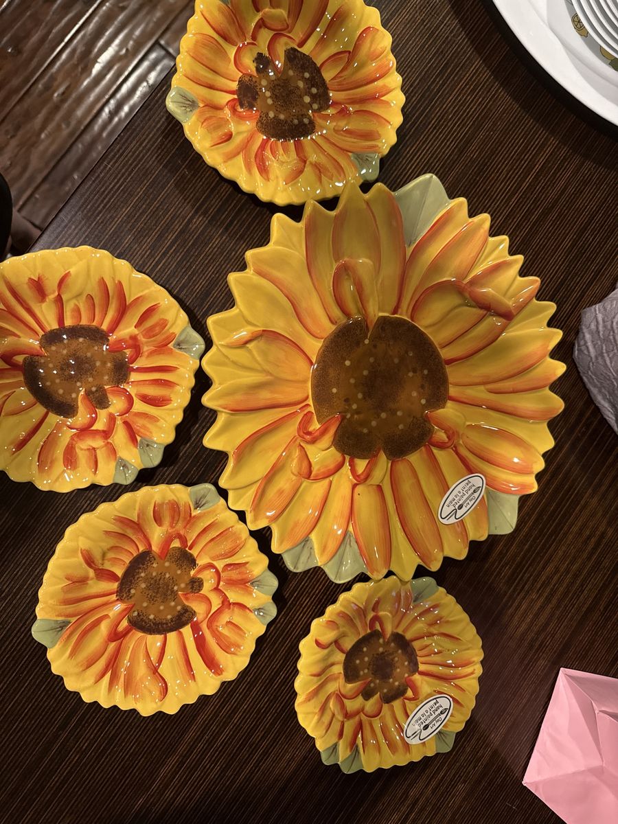 Clay Art Hand Painted Ceramic Sunflower Serving Set - 1 Platter & 4 Dishes, Yellow/Orange