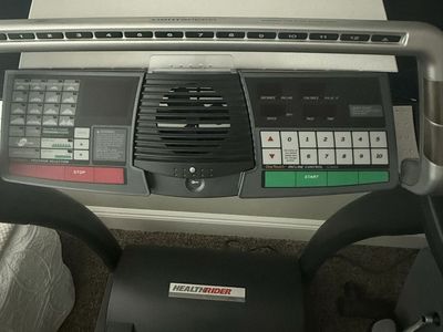 Treadmill and floor mat