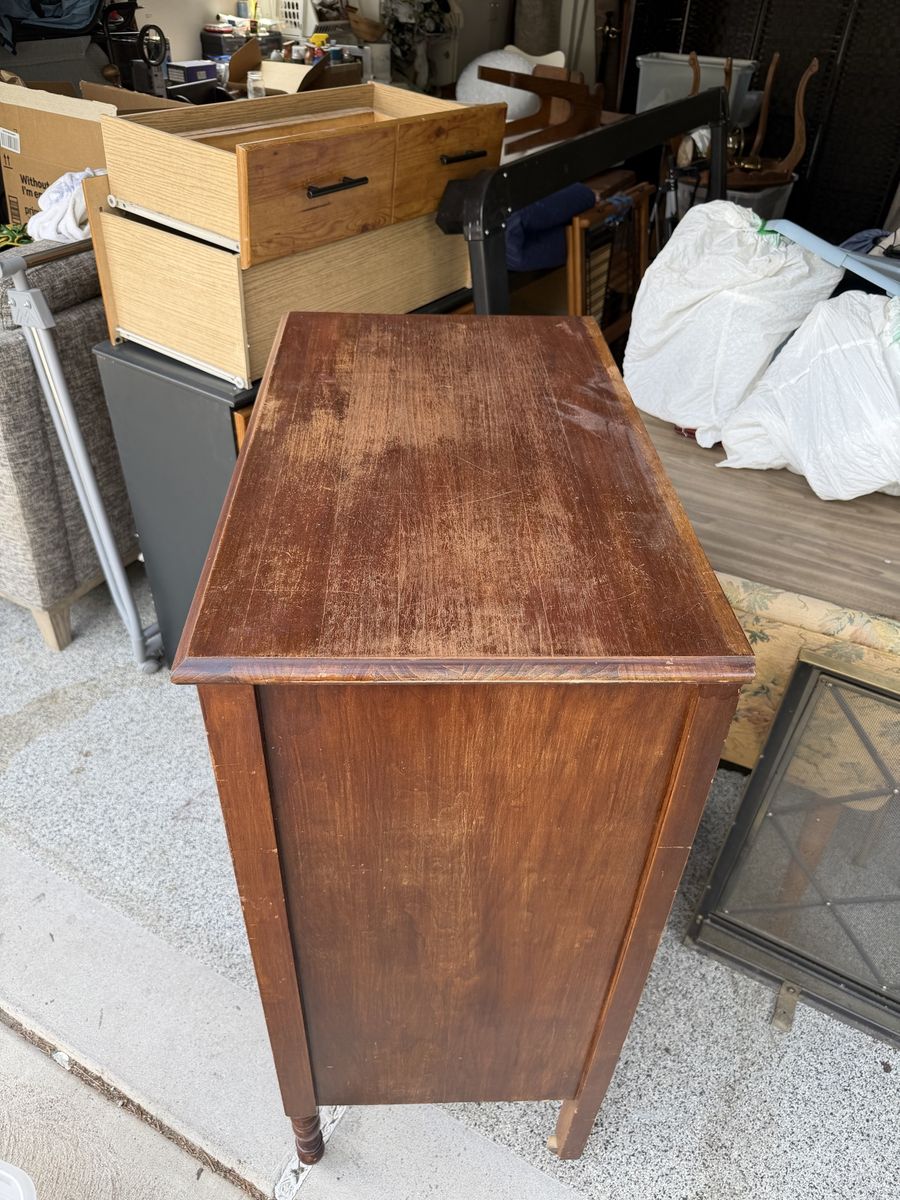 Main image 6