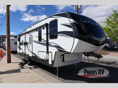 Used 2022 Dutchmen RV Atlas 2942BHF