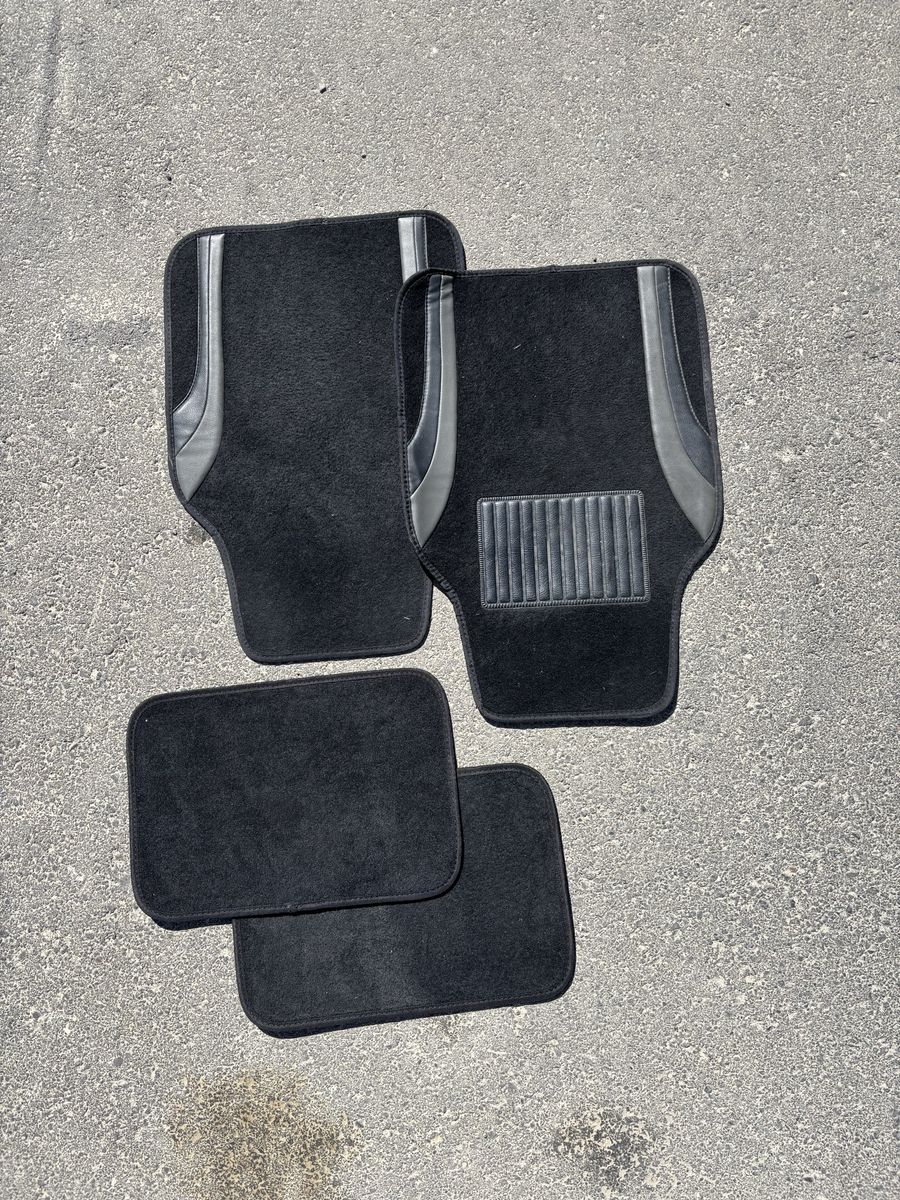 Car Mats and Steering Wheel Cover
