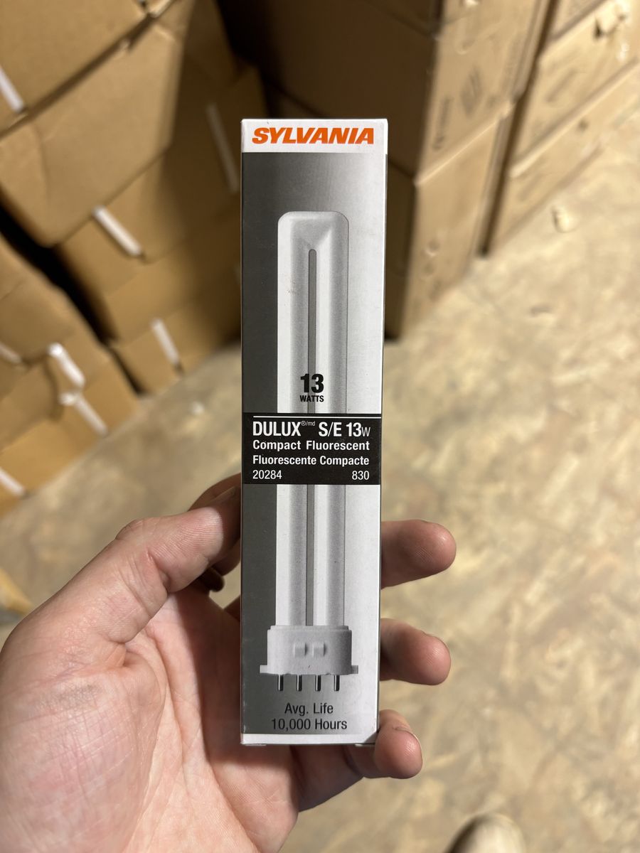 Sylvania CF13DS/E/830 light bulbs-----(BULK OPTION AVAILABLE)