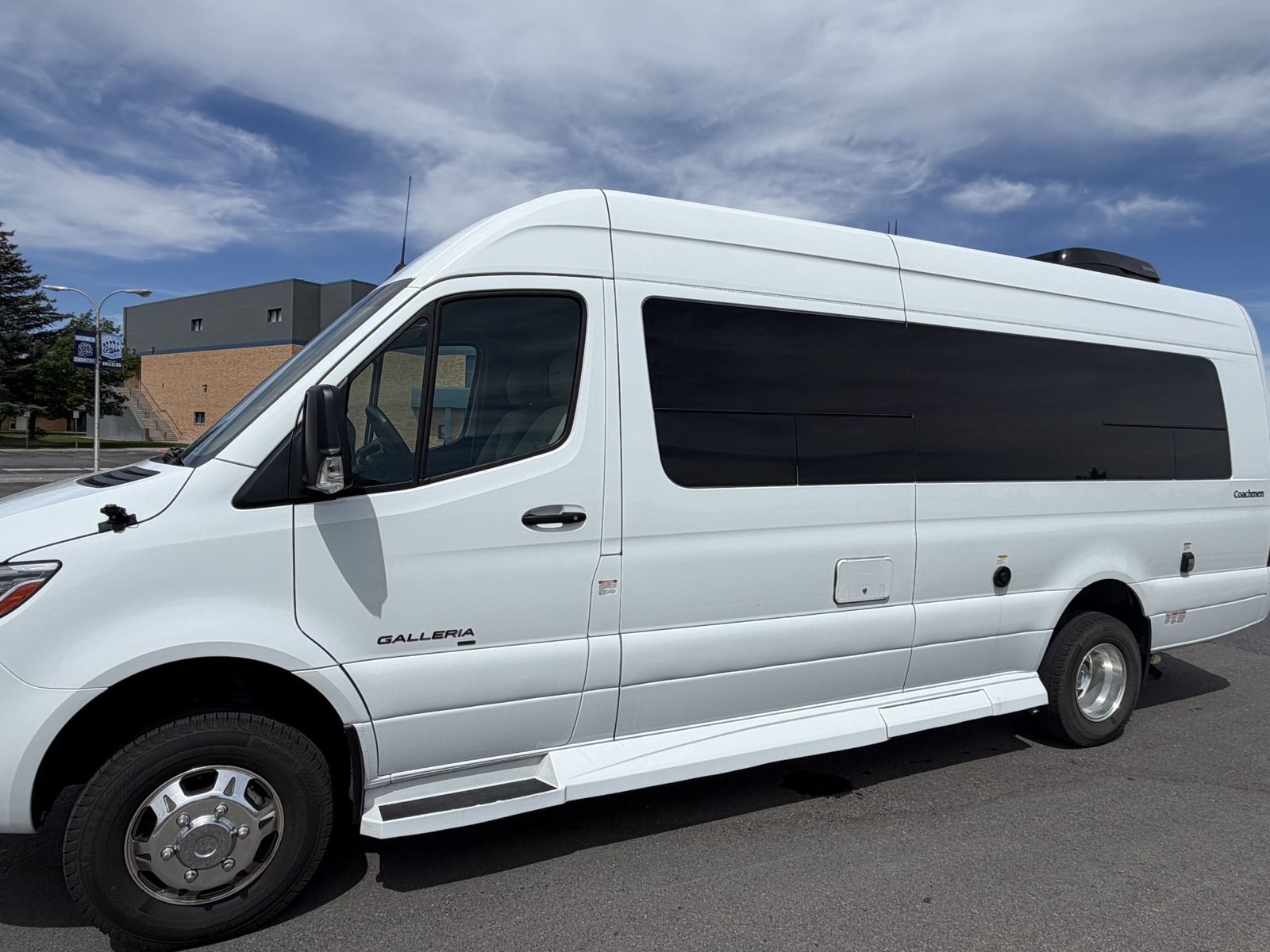 2023 Coachmen Galleria