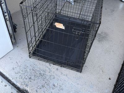 Medium Metal Dog Crate