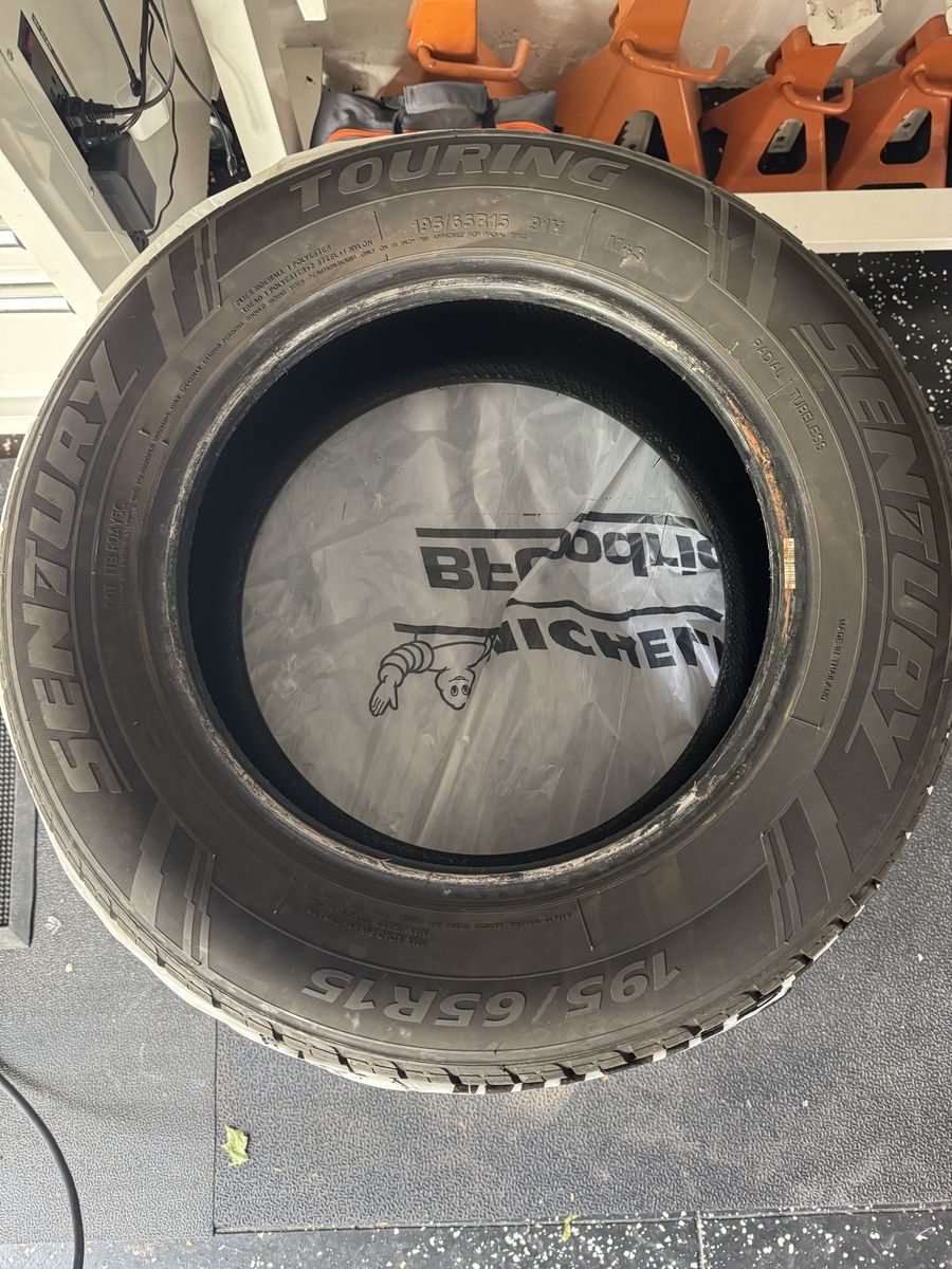 Sentury Touring Tires  195/65R15