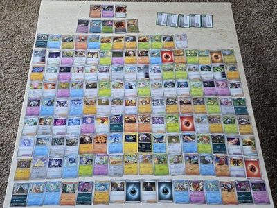Pokemon TCG Trading Card Lot over 140 cards all near mint or mint condition