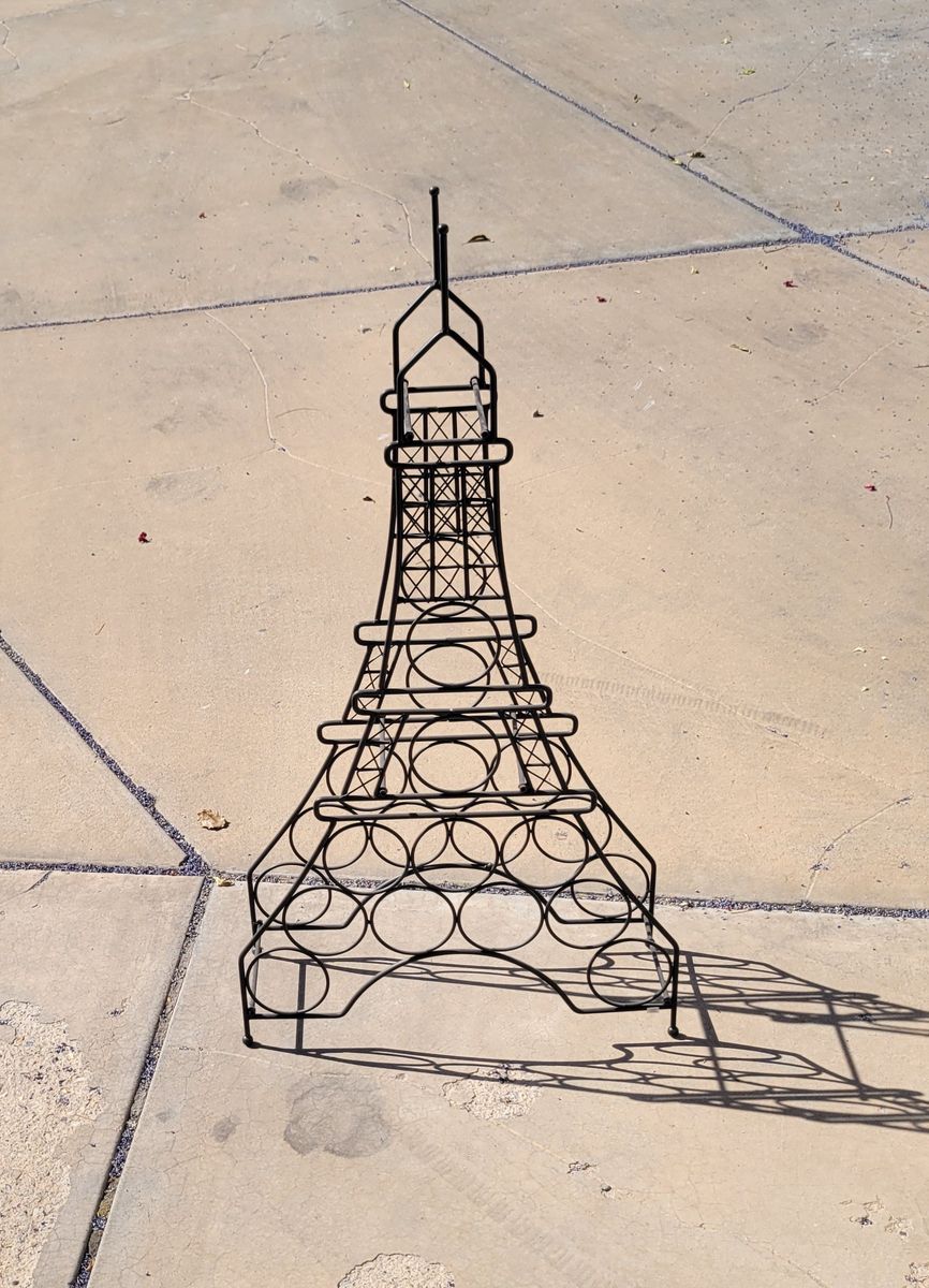 Eiffel Tower Metal Wine Rack - 16 Bottle Capacity - Black Decor