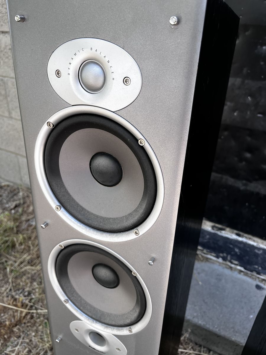 Polk audio cri8 speakers pair