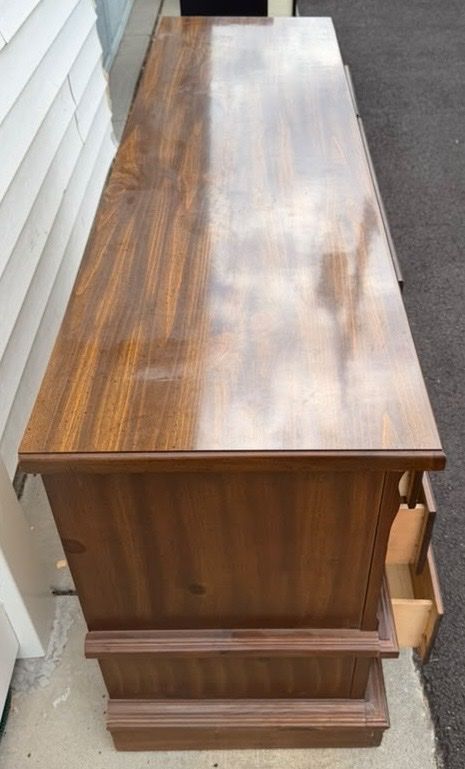 Main image 6