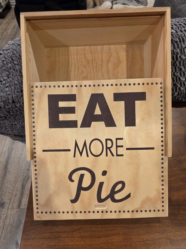 Wood Pie Box