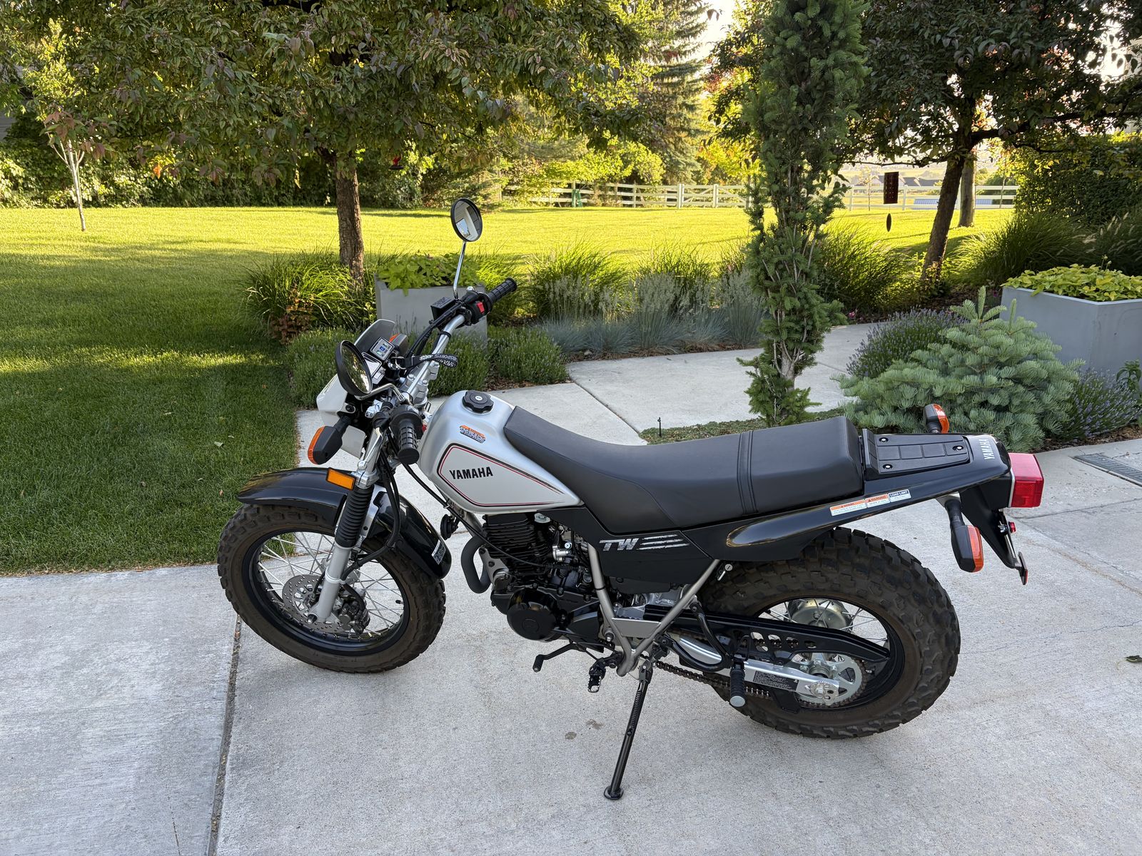 2024 Yamaha TW200