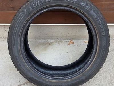 Practically NEW Summit Ultramax 4S All-Weather Tire 225/50R18