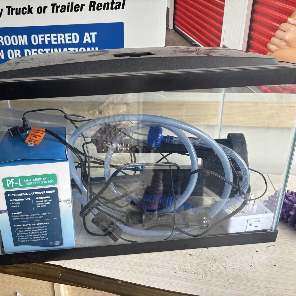 Fish tank 10 gallon