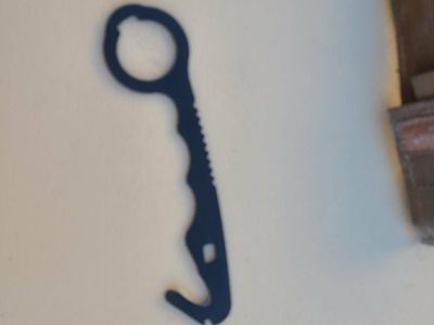 Benchmade rescue cutter 8 tool