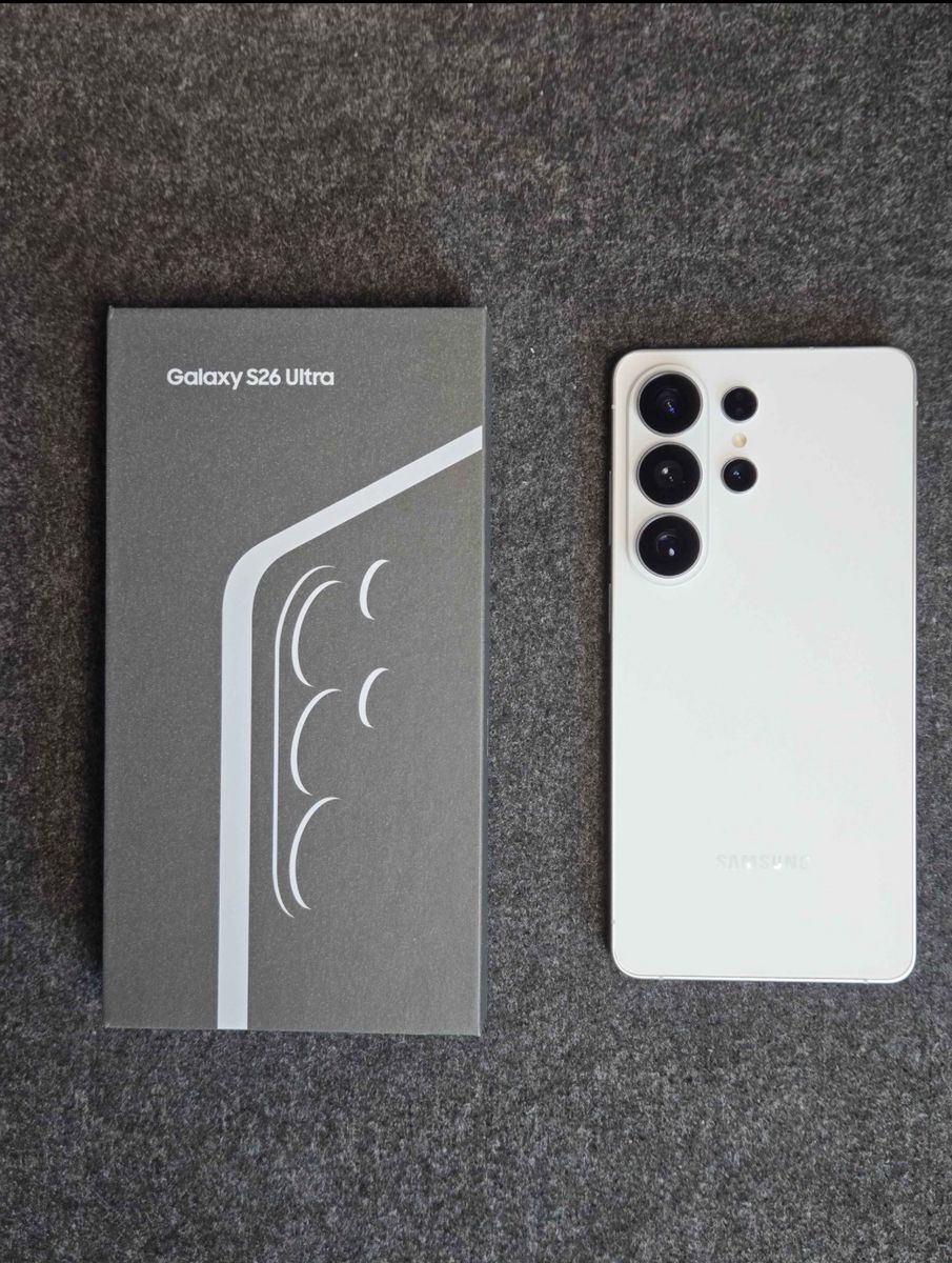 Used (unlocked) Samsung Galaxy S26 Ultra – 1TB | White Titanium