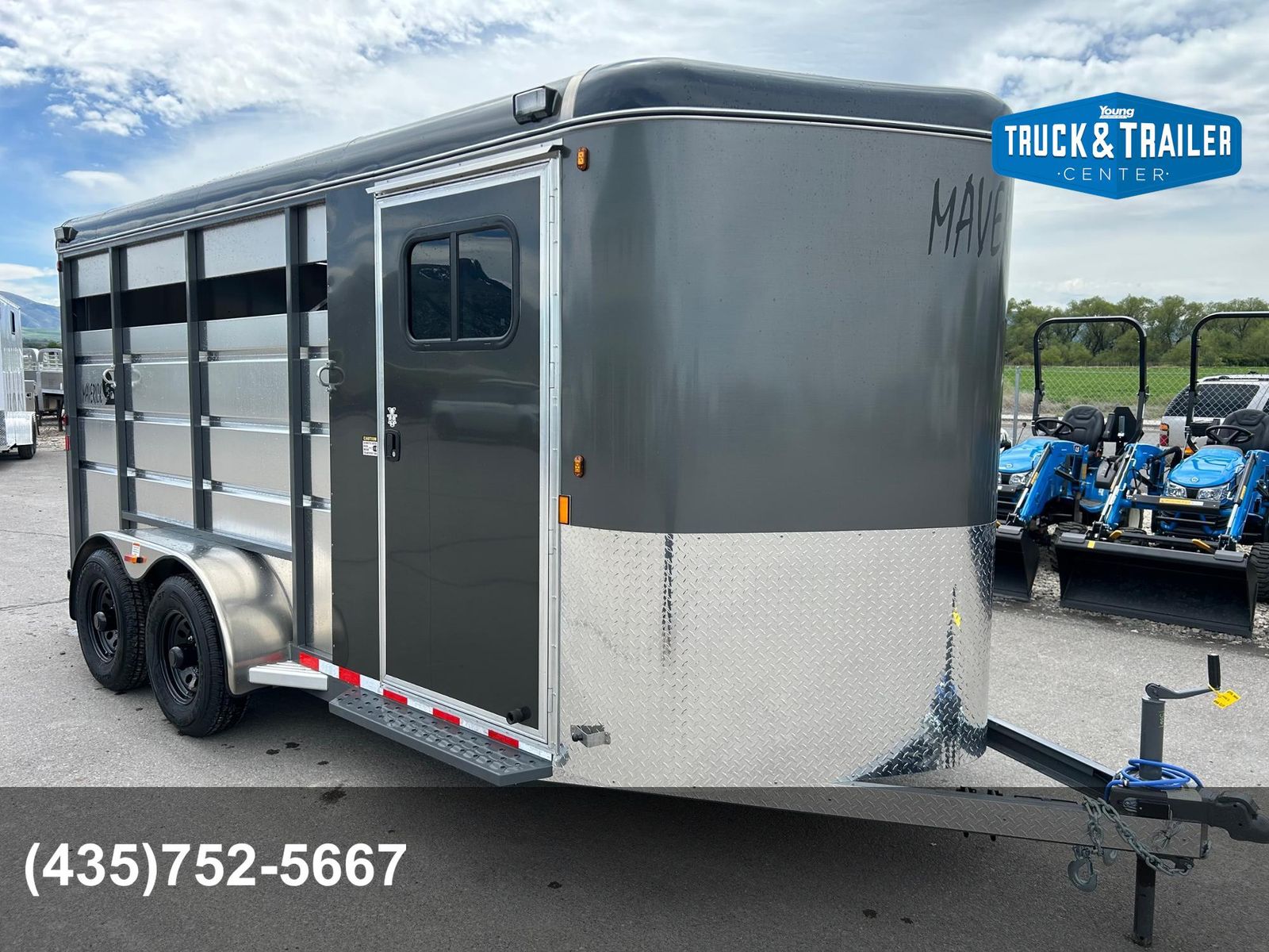 2026 Maverick 3 Horse Slant Load with 5K Axles
