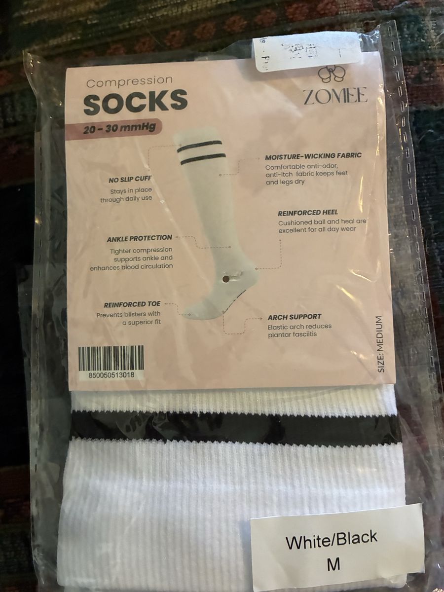 Brand New, Zomee White/Black Compression Socks - 20-30 mmHg, Ankle Compression, Size Medium (M)