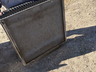 Radiator - Used Condition Auto Part