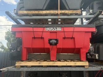 Boss VBX 8000 V-Box Salt and Sand Spreader