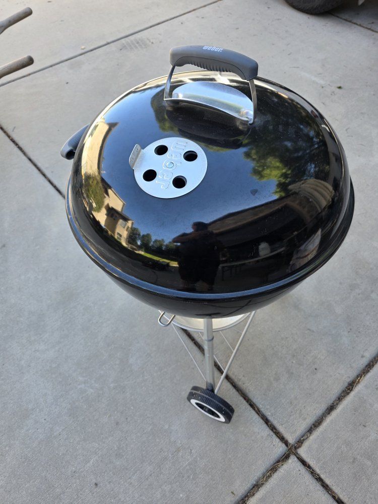 Main image 4