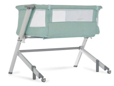 Dream On Me Skylar Bassinet and Bedside Sleeper, Adjustable Heights, Breathable Mesh Sides, Plush Mattress Pad, Wheels with Safe