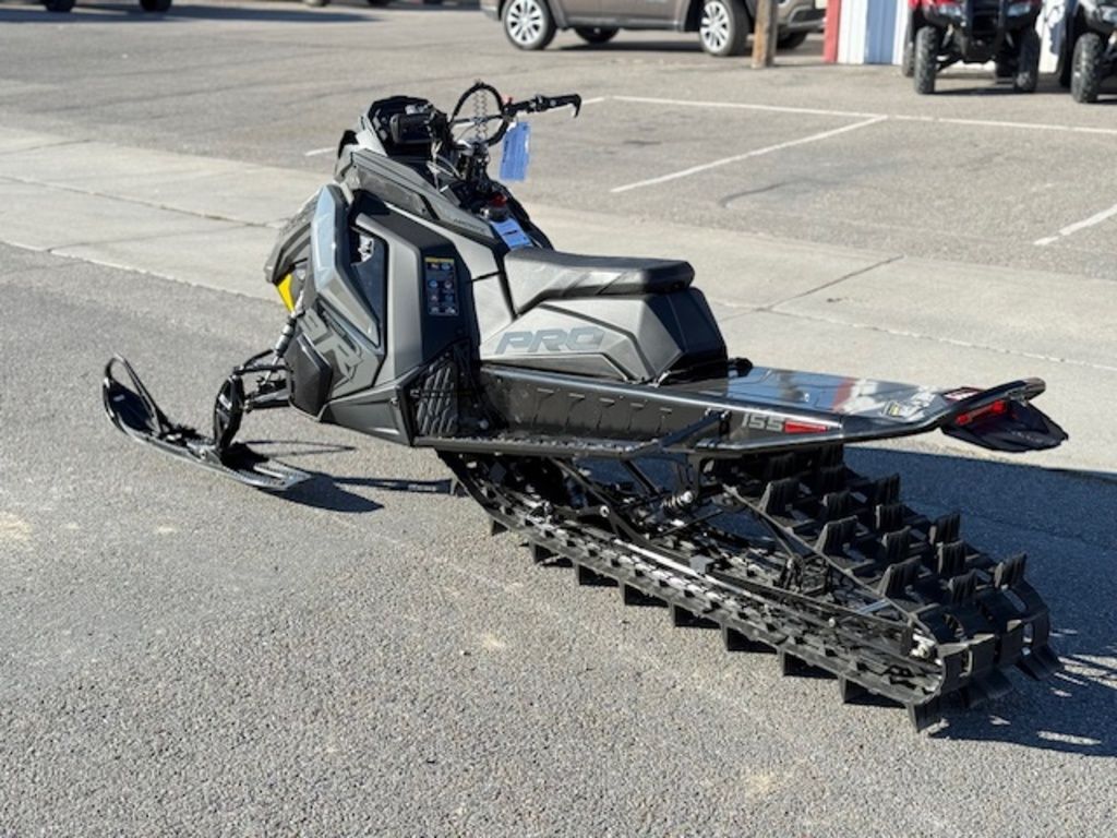 2025 Polaris® 9R PRO RMK 155 Shadow Gray / Gloss Black