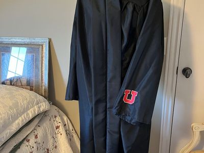 Graduation gown