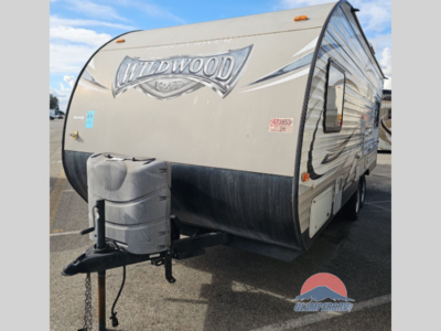Used 2015 Forest River RV Wildwood X-Lite 191RDXL