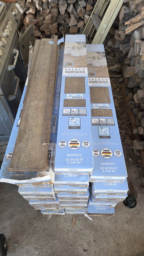 Select Surfaces Spill Defense Laminate Flooring - 12.34 sq ft/box, German Engineered