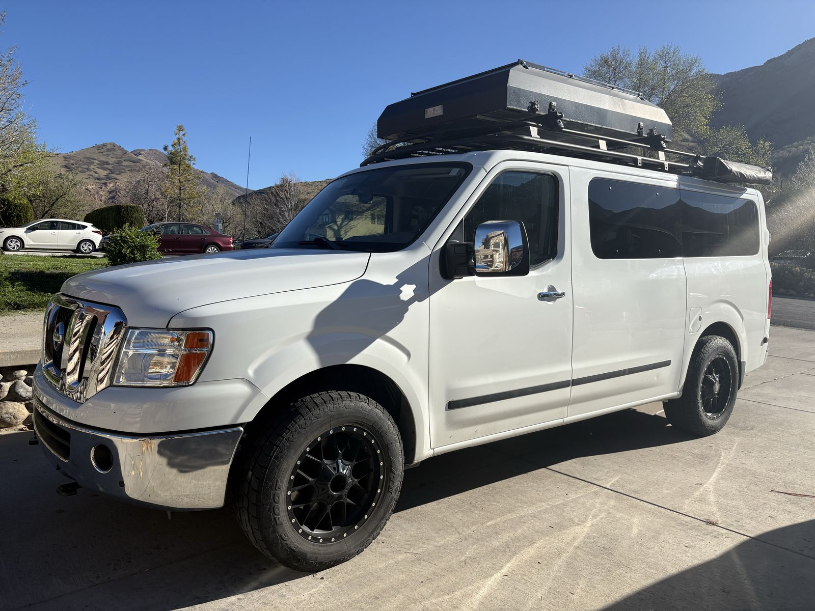 2019 Nissan NV 3500 HD SL