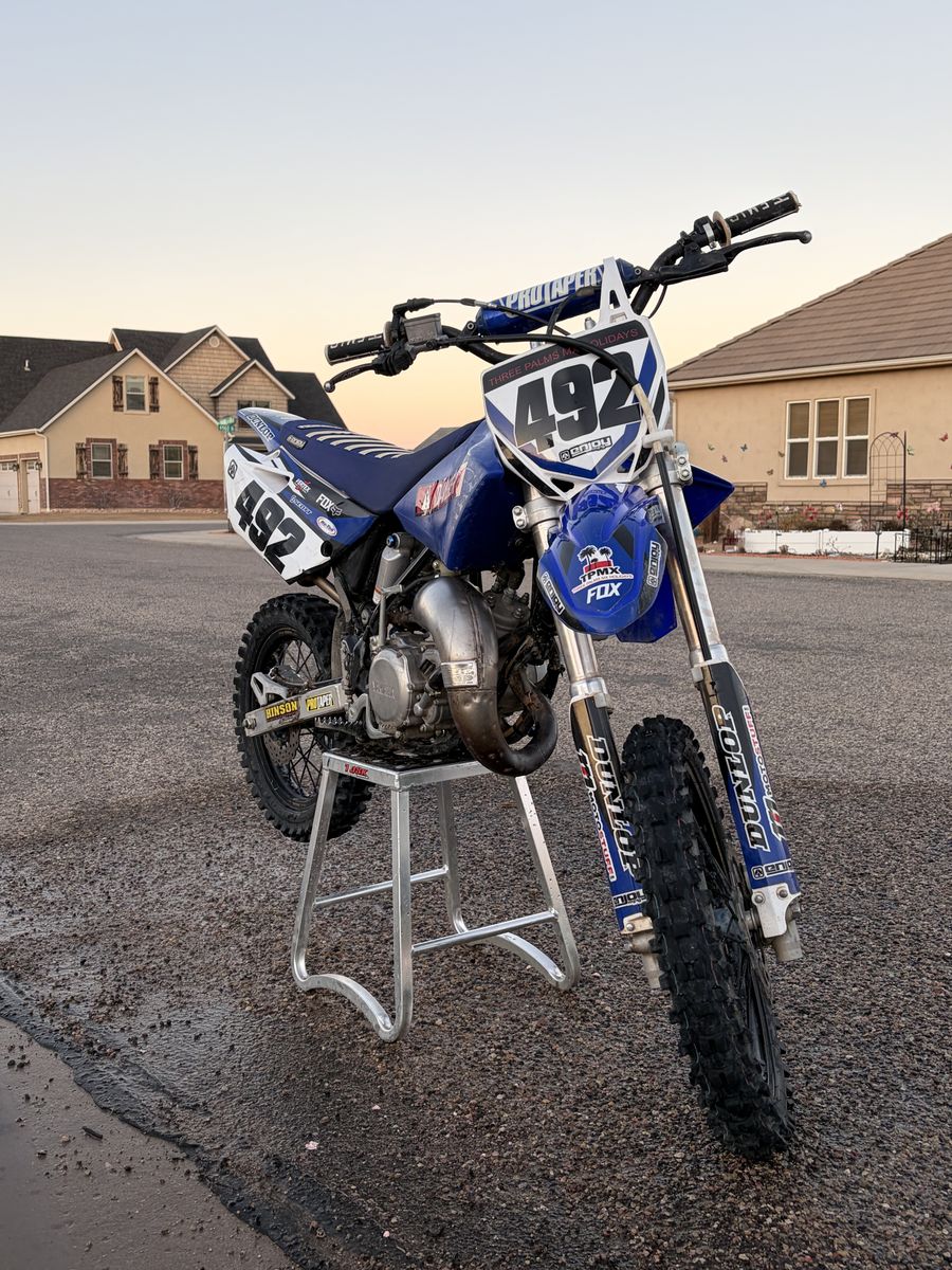 2012 yz 85