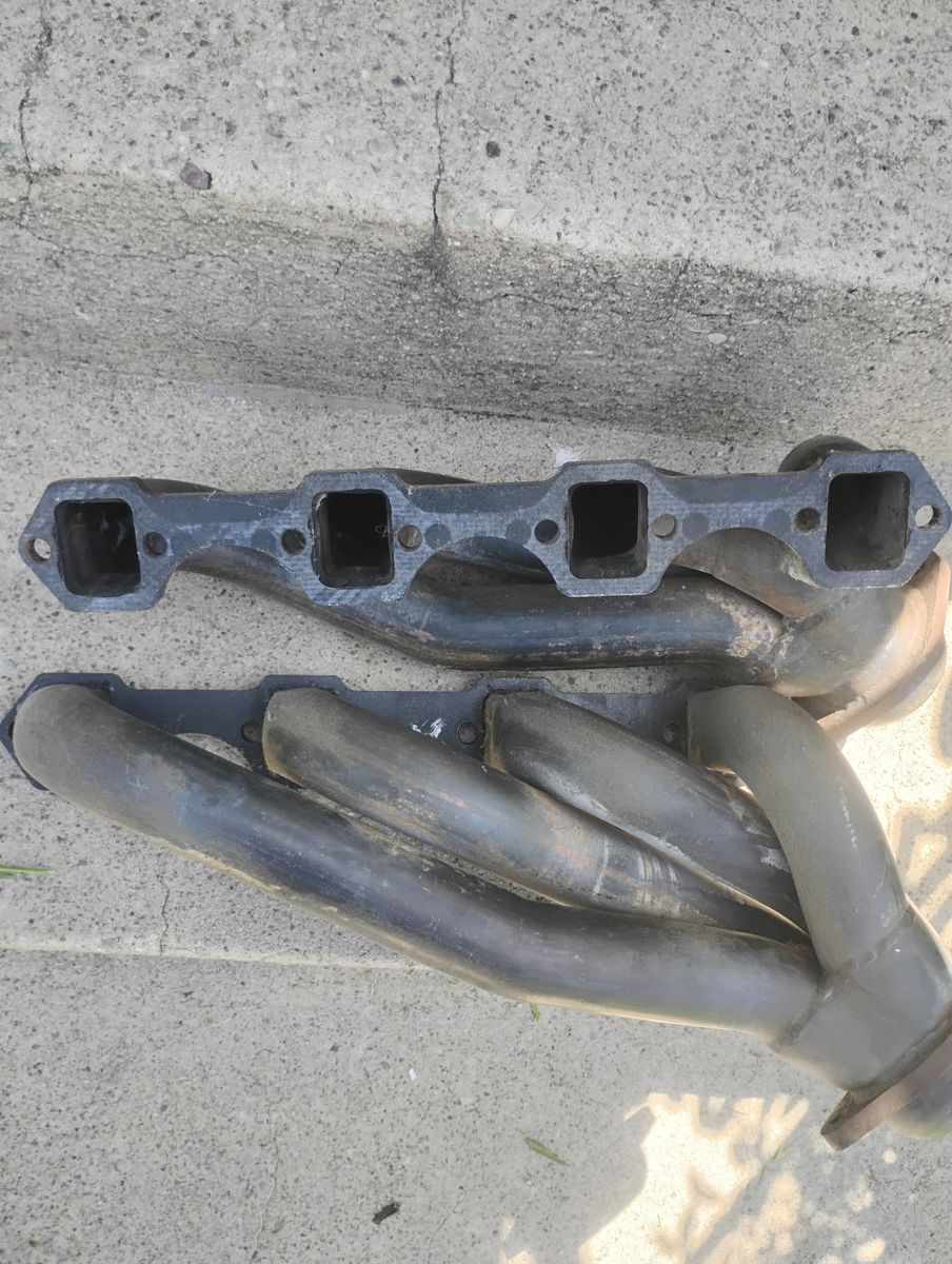 Foxbody 302 Holley flowtech shorty headers