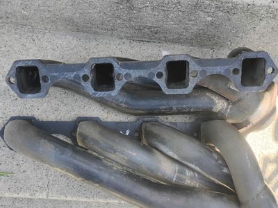 Foxbody 302 Holley flowtech shorty headers