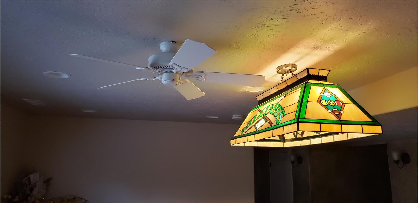 Pool table light