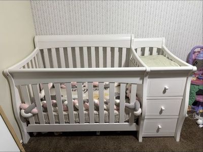 Birch Lane Princeton Elite 4-in-1 convertible crib and changing table (white)