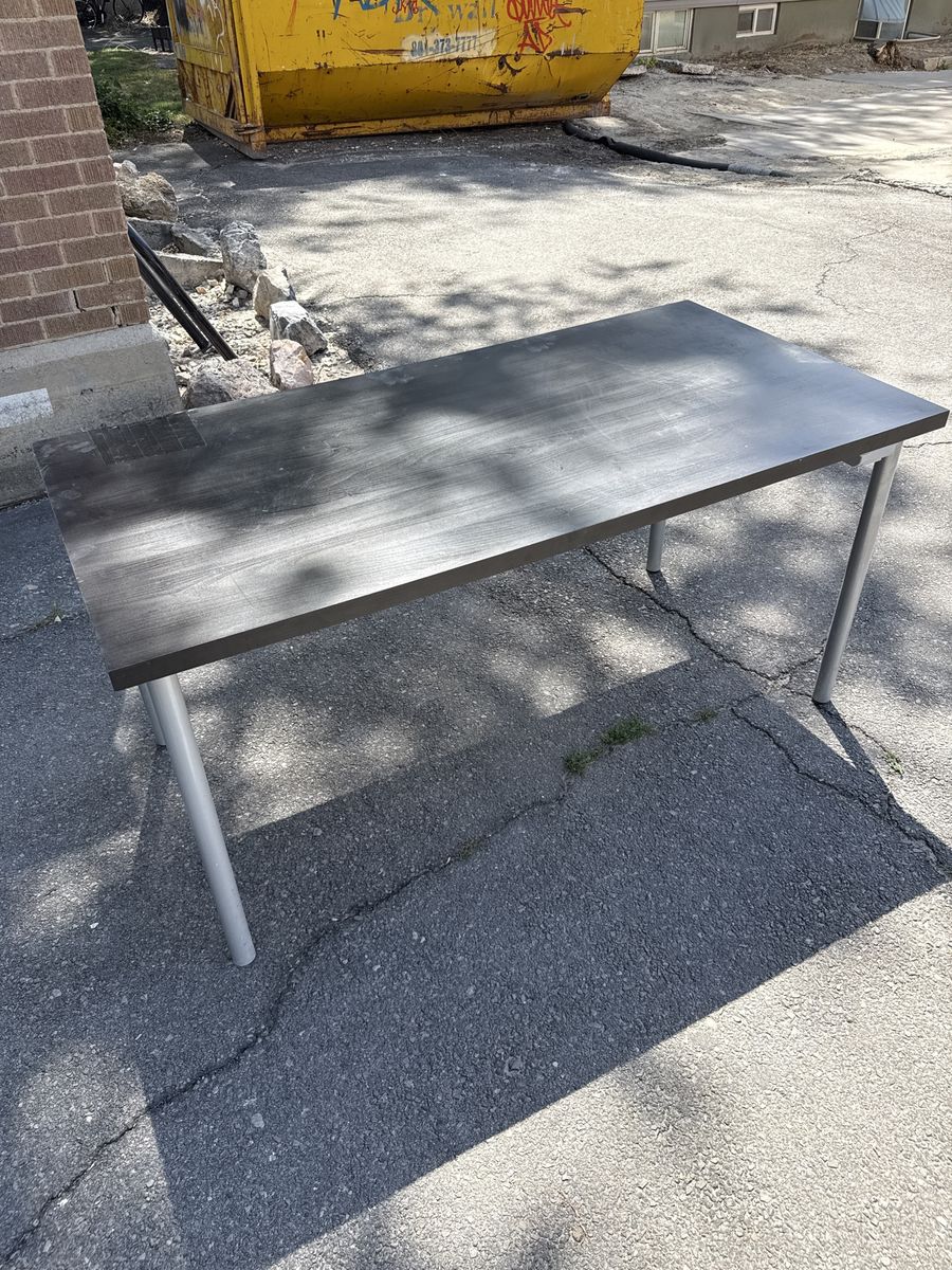 Modern Gray Desk/Table with Metal Legs - Versatile Home Office Furniture
