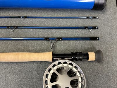 Fly Rod Sage Salt 8Wt 9' with Lamson Reel