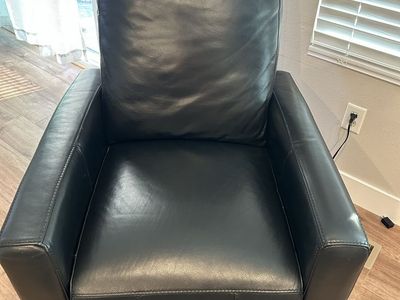 Black Leather Recliner