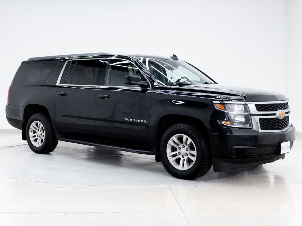 2017 Chevrolet Suburban LT