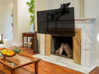 TV Wall Amount