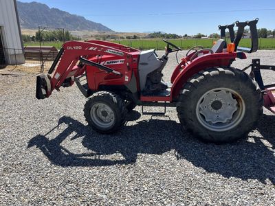 Massey Ferguson 1533 Tractor