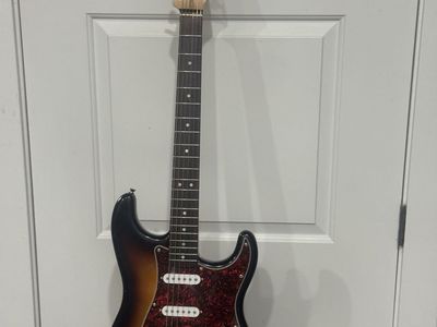 Fender Squier Stratacaster Electric Guitar